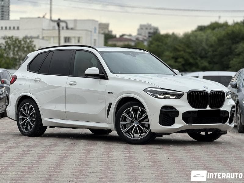 2022 BMW X5 4.5e — Miniatură 4