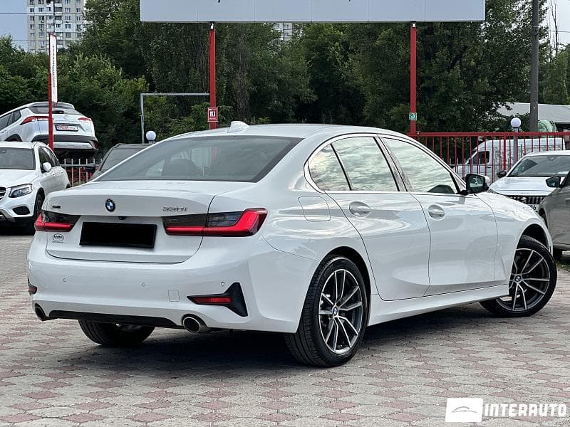 BMW 330 2020 — Миниатюра 2