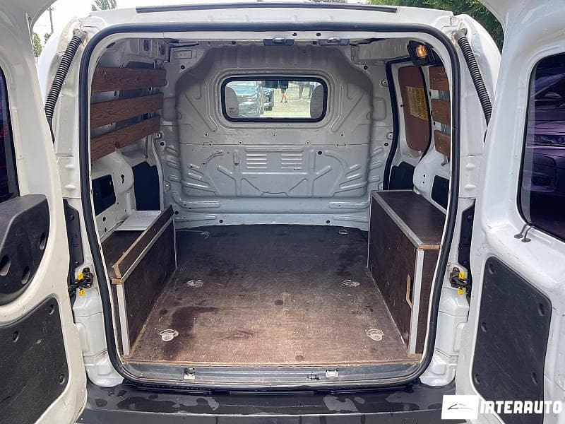 2011 Peugeot Bipper — Miniatură 5