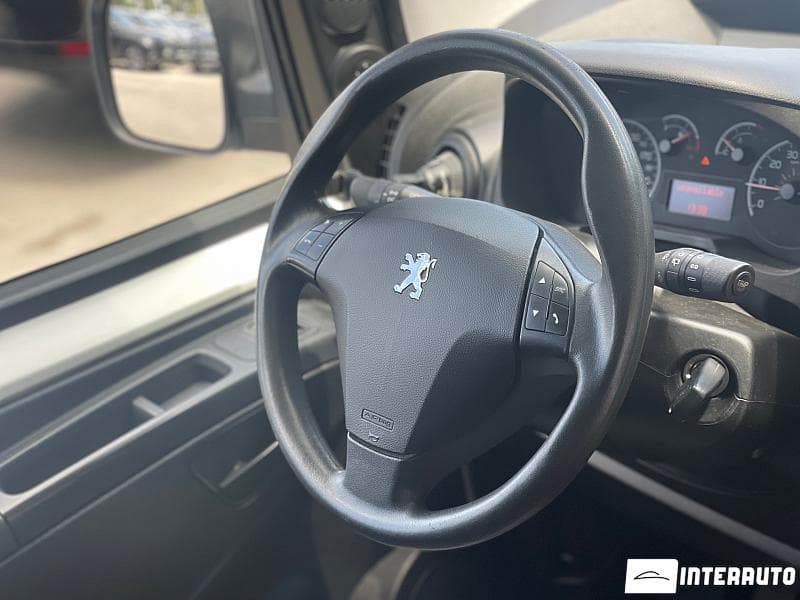 2011 Peugeot Bipper — Miniatură 9