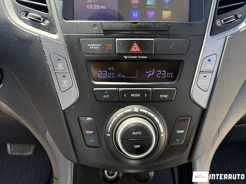2017 Hyundai Santa Fe — Miniatură 11