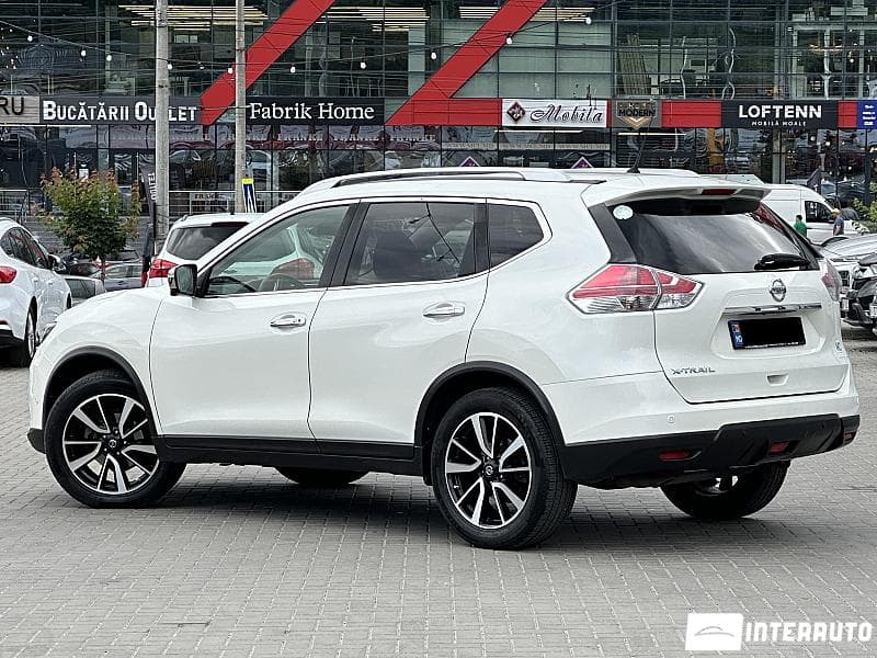 2015 Nissan X-Trail — Miniatură 4