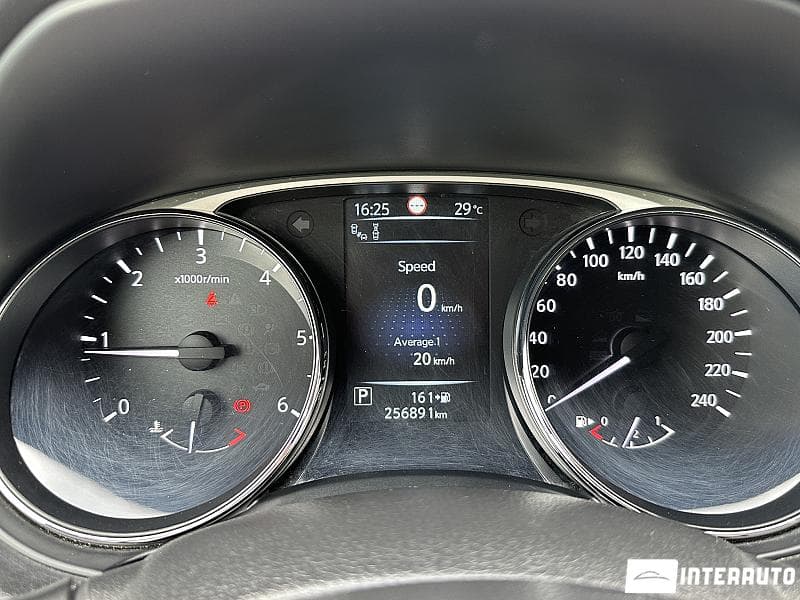 2015 Nissan X-Trail — Miniatură 8
