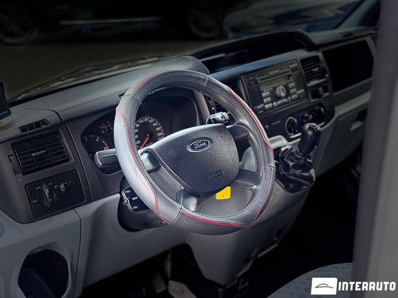 Ford Transit 2011 — Миниатюра 6