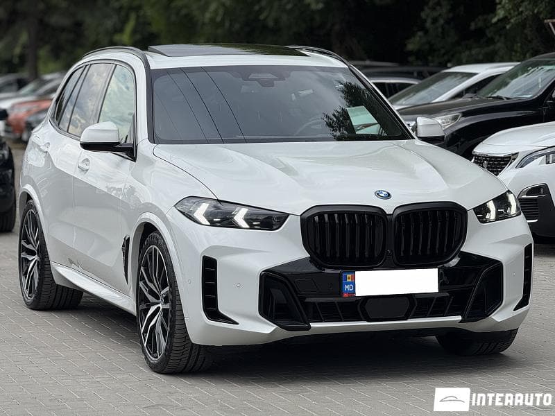 2023 BMW X5 5.0e — Miniatură 2