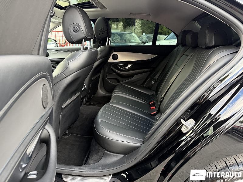 2016 Mercedes E 220 — Miniatură 18