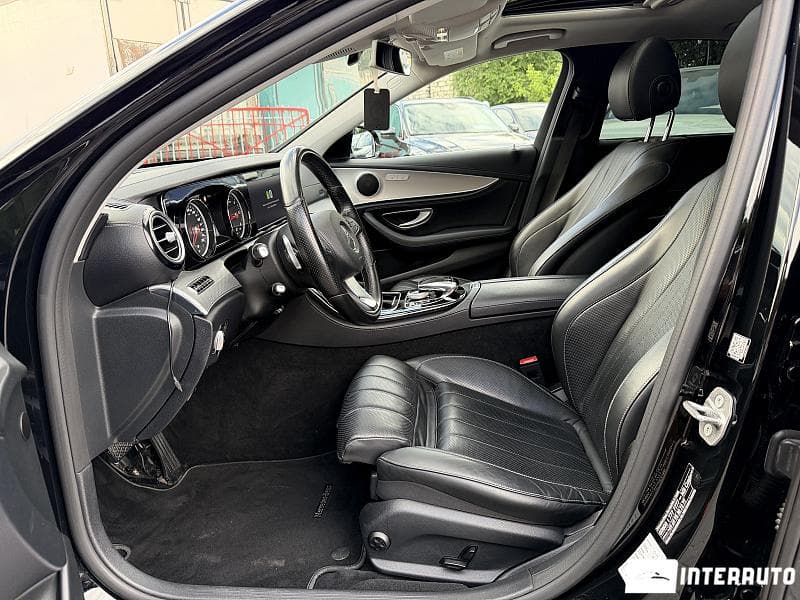 2016 Mercedes E 220 — Miniatură 6