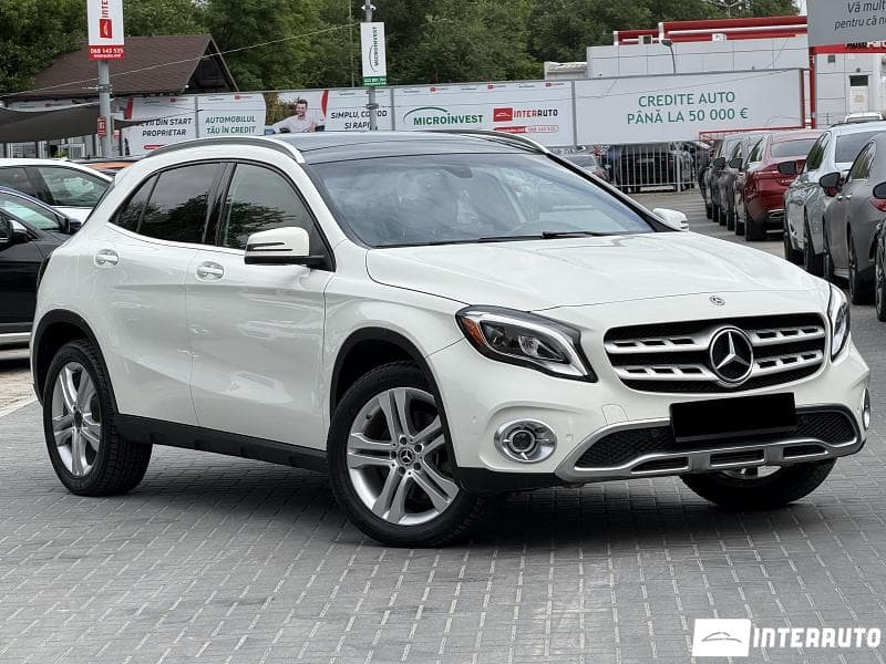 2017 Mercedes GLA 250 — Miniatură 4