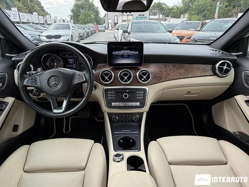 2017 Mercedes GLA 250 — Miniatură 15