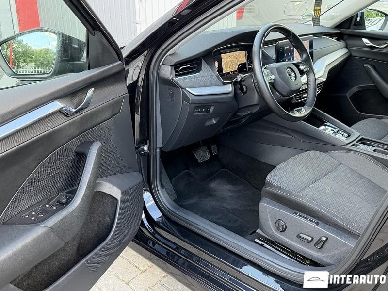 2021 Skoda Octavia — Miniatură 7
