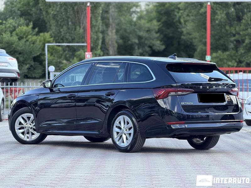 2021 Skoda Octavia — Miniatură 3
