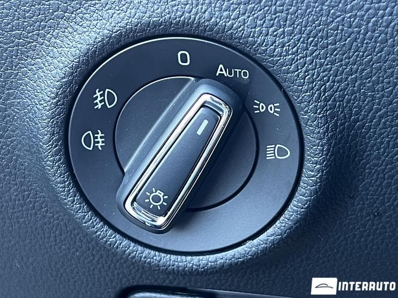 2020 Skoda Superb — Miniatură 21