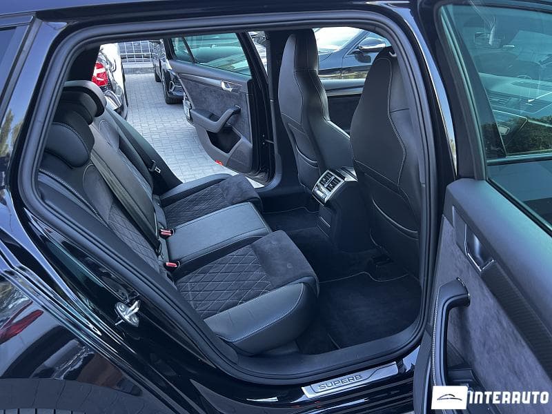2020 Skoda Superb — Miniatură 9