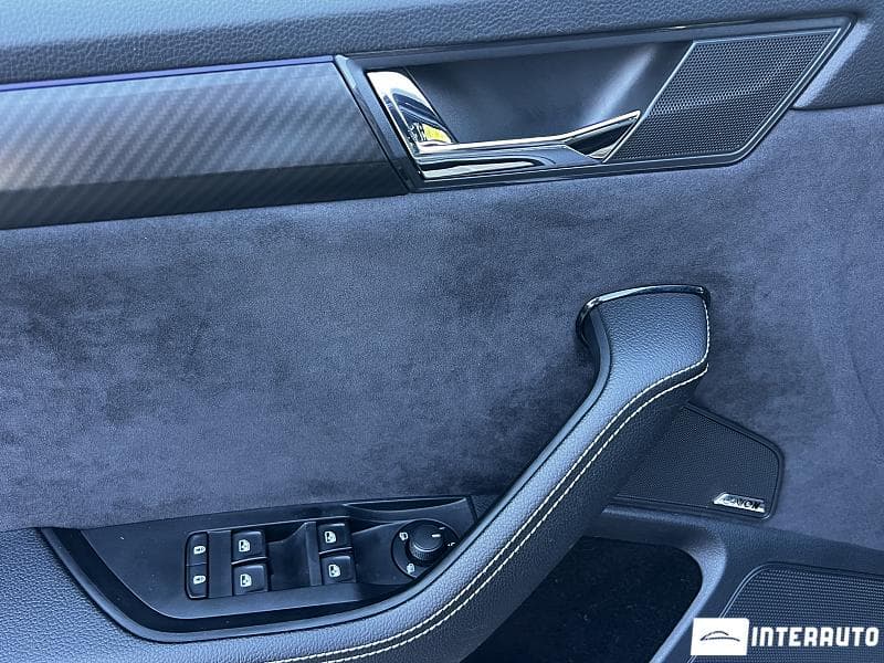 2020 Skoda Superb — Miniatură 17