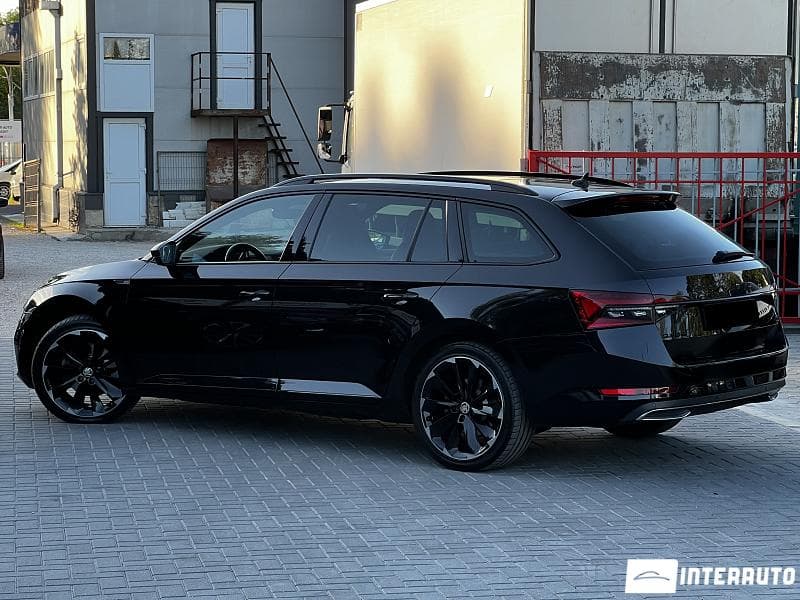 2020 Skoda Superb — Miniatură 4