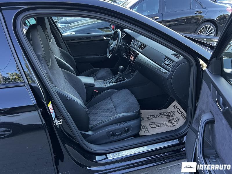 2020 Skoda Superb — Miniatură 7