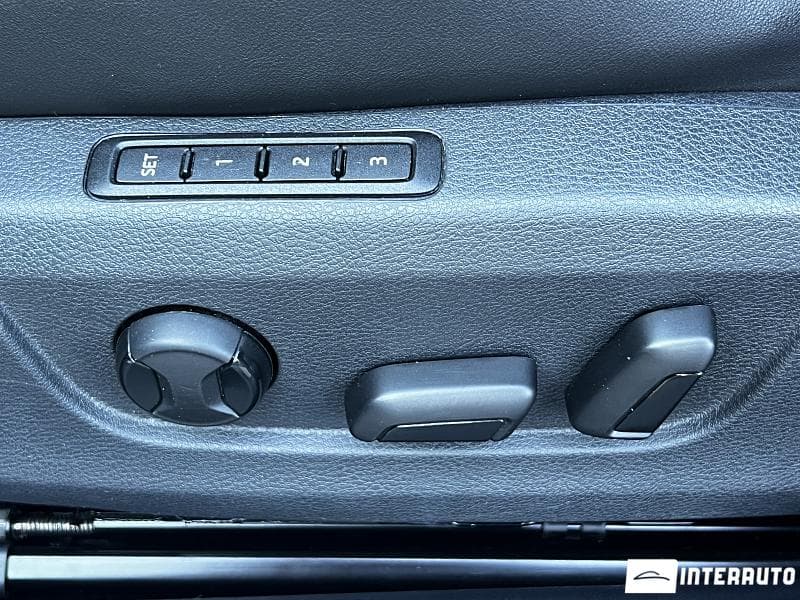 2020 Skoda Superb — Miniatură 19