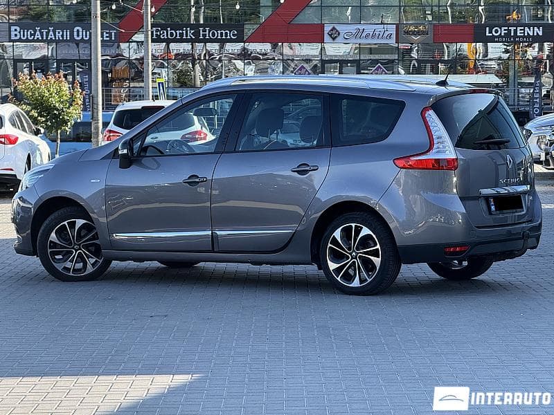 2016 Renault Grand Scenic — Miniatură 4