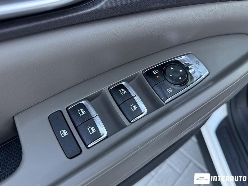 2024 Kia Carnival — Miniatură 19