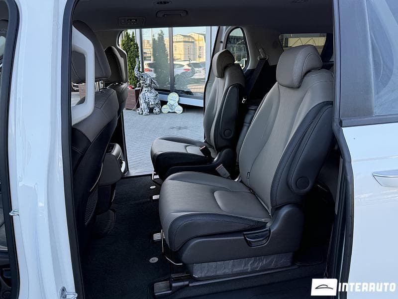 2024 Kia Carnival — Miniatură 13