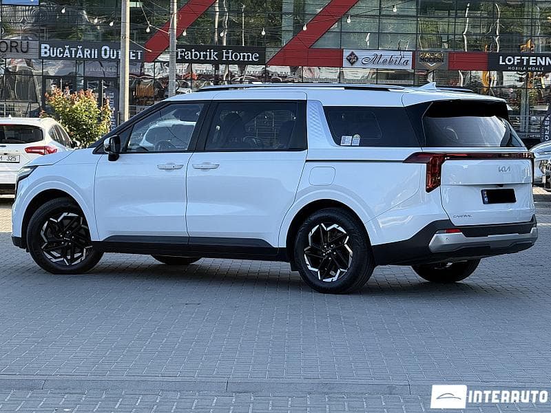 2024 Kia Carnival — Miniatură 4