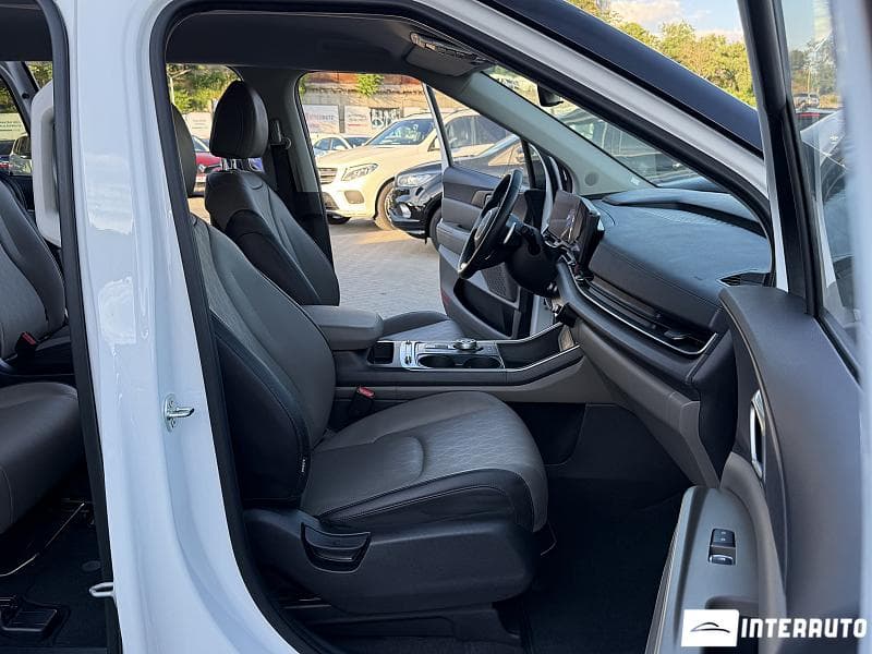 2024 Kia Carnival — Miniatură 16