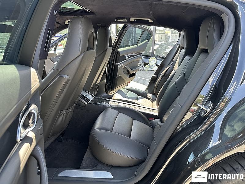 2015 Porsche Panamera S — Miniatură 13