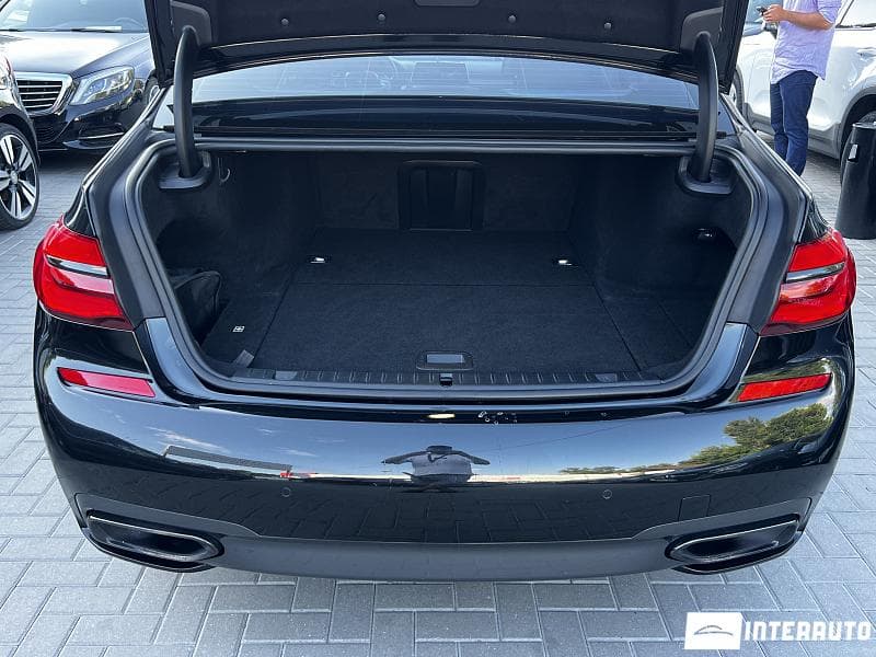 2016 BMW 740e — Miniatură 22
