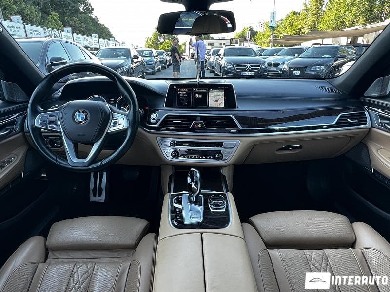 2016 BMW 740e — Miniatură 11