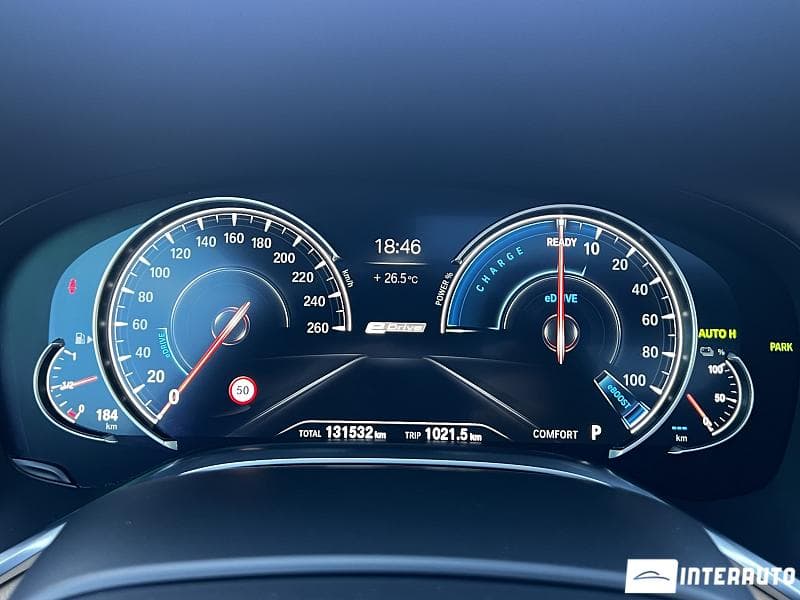 2016 BMW 740e — Miniatură 14