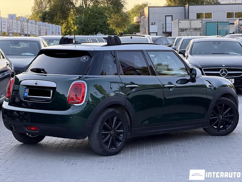 2015 Mini Cooper D — Miniatură 3