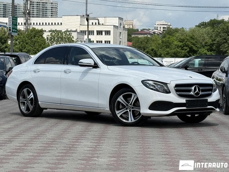 2018 Mercedes E 220 — Miniatură 4