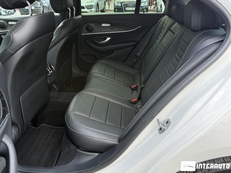 2018 Mercedes E 220 — Miniatură 19