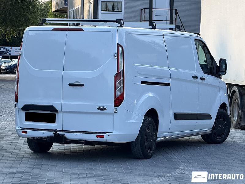 2018 Ford Transit — Miniatură 2