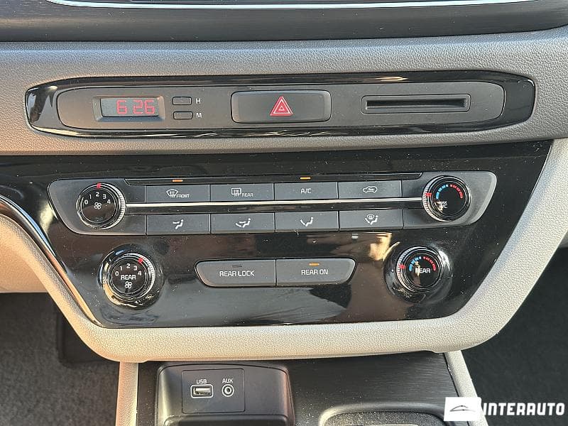 Kia Carnival 2015 — Миниатюра 11