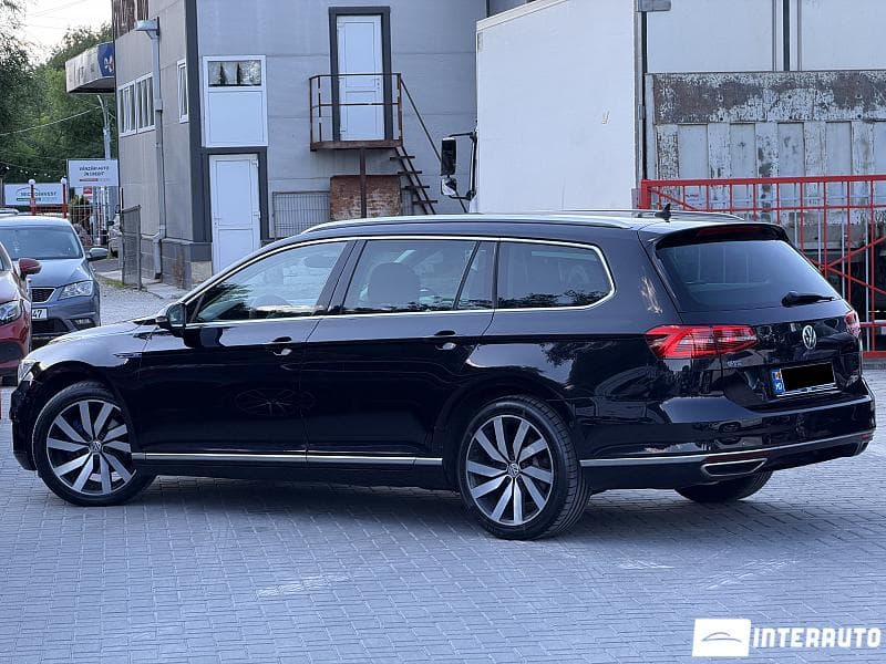 2015 Volkswagen Passat GTE — Miniatură 4