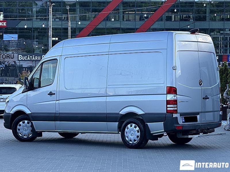 2017 Mercedes Sprinter — Miniatură 4