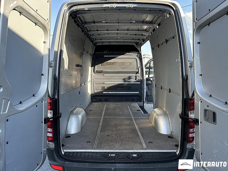 2017 Mercedes Sprinter — Miniatură 16