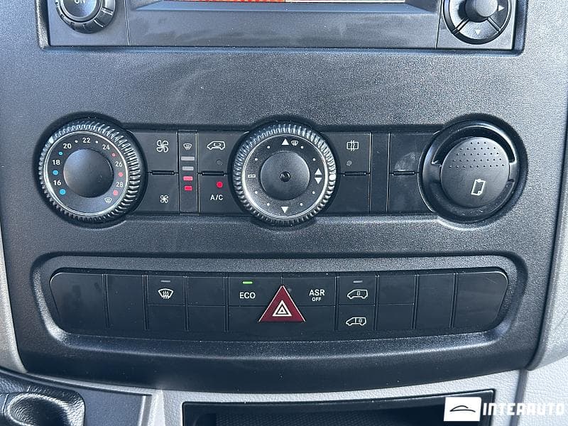 2017 Mercedes Sprinter — Miniatură 11