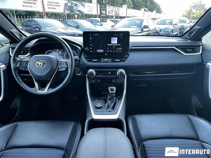 2023 Toyota Rav-4 — Miniatură 10