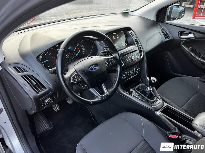 2017 Ford Focus — Miniatură 6