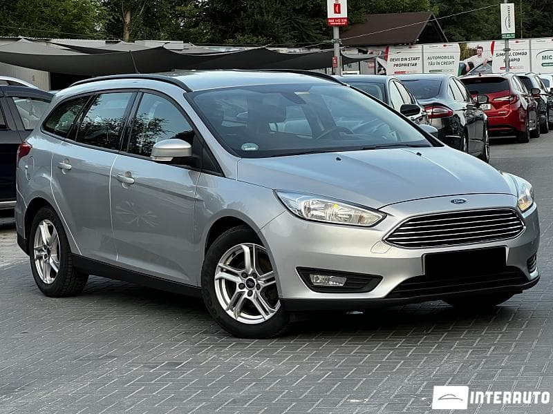 2017 Ford Focus — Miniatură 4