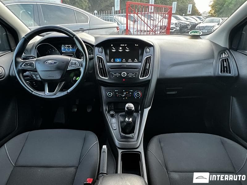 2017 Ford Focus — Miniatură 13