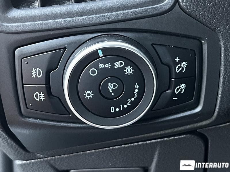 2017 Ford Focus — Miniatură 11