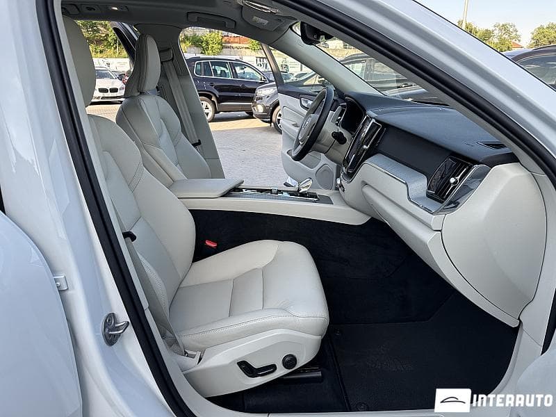 Volvo XC 60 2024 — Миниатюра 17