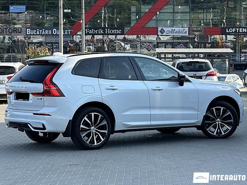 Volvo XC 60 2024 — Миниатюра 3