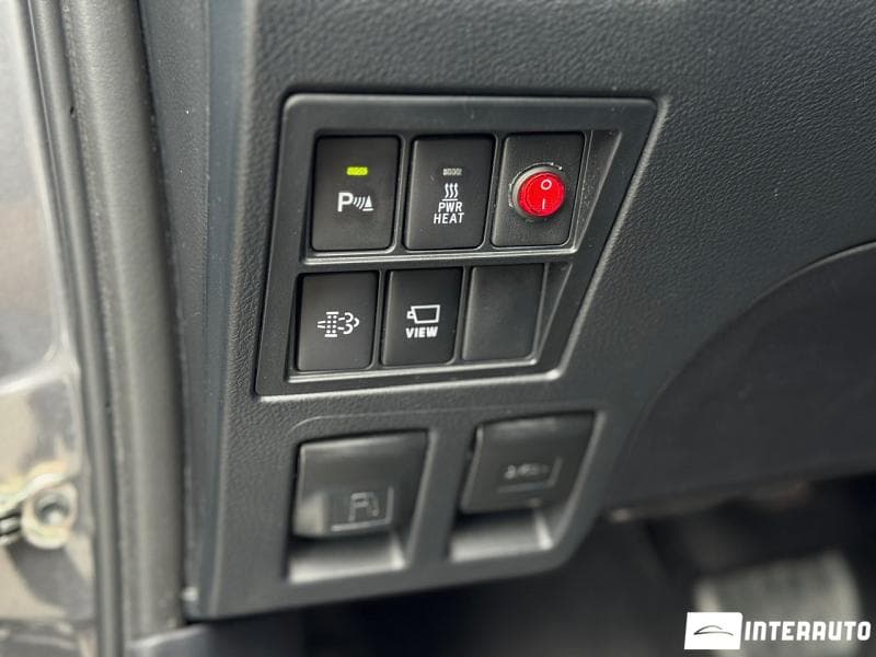 2024 Toyota Hilux — Miniatură 7