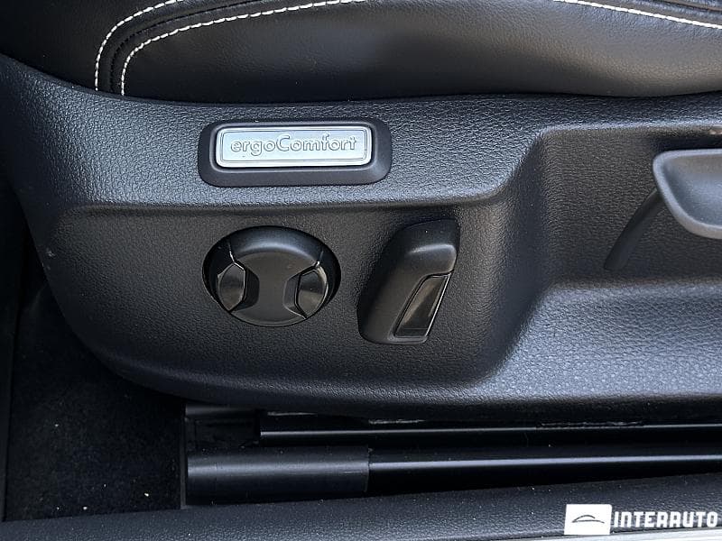 2019 Volkswagen Passat GTE — Miniatură 18