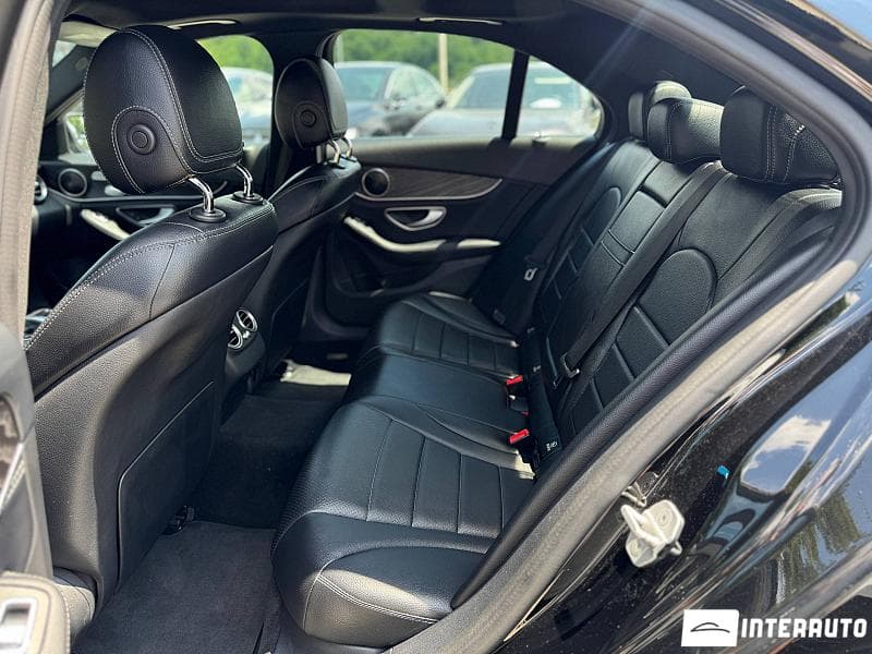 2016 Mercedes C 300 — Miniatură 13