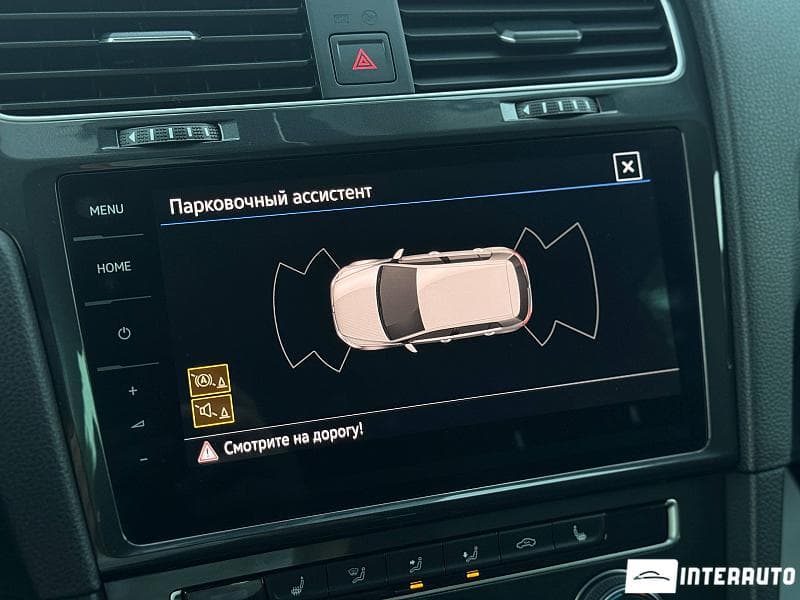 Volkswagen e-Golf 2020 — Миниатюра 10